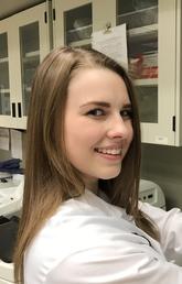 Alexandra Holmes received a Markin USRP studentship in Health and Wellness to study the central mechanisms underlying chronic joint pain.