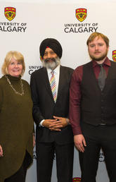 With University of Calgary President Elizabeth Cannon, left, at the W.A. Ranches donation announcement on Friday were, from left: Wynne Chisholm, Faculty of Veterinary Medicine Dean Baljit Singh, Jamie Chisholm, and Bob Chisholm. Photos by Riley Brandt, University of Calgary 