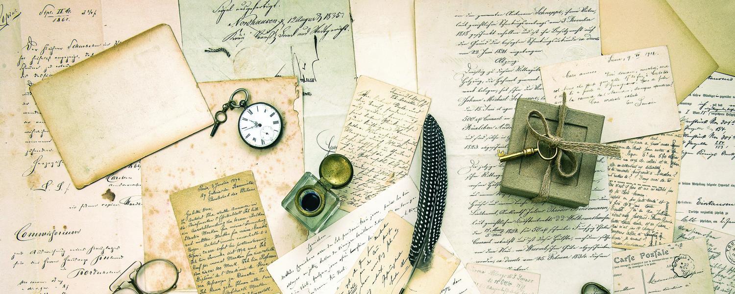 What is the difference between course based and thesis based masters image