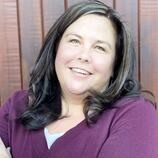 Lorelli Nowell Headshot