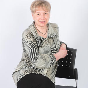 Olga M Mladenova