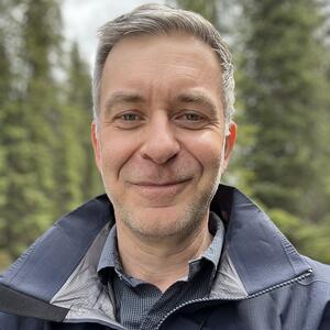 Vamosi SM - Profile Picture