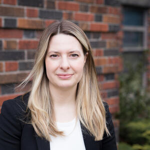 Associate Professor Dr. Alyson Kelvin, PhD