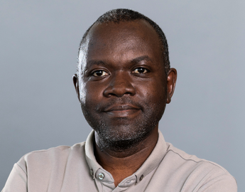 headshot Serge Nyirinkwaya